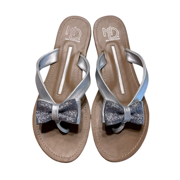 Silver Bow New Directions Flip Flops Size 6.5 - Picture 3 of 8
